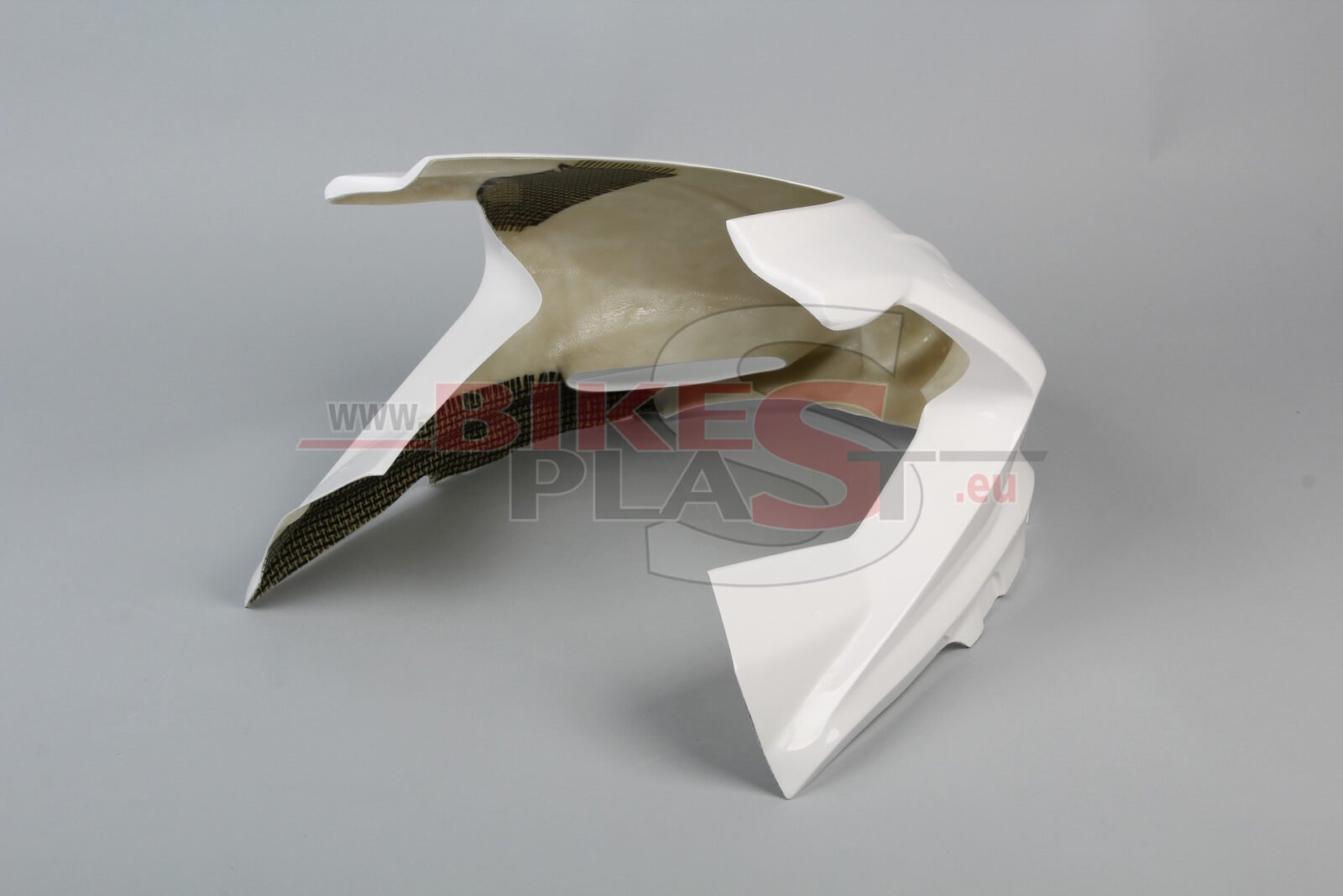 APRILIA-RSV4-2015-1.-upper-fairing-4.jpg