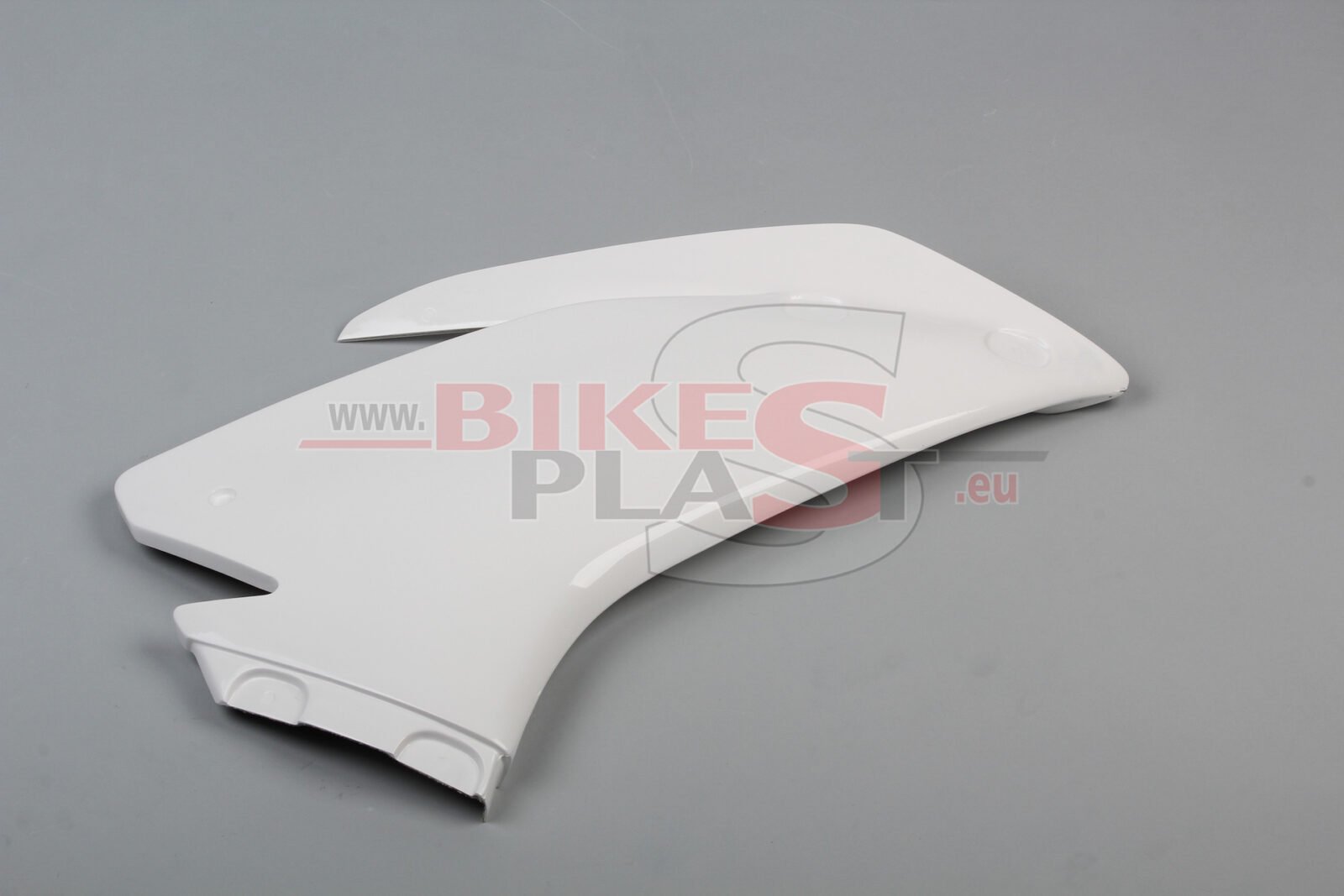 APRILIA-RSV4-2015-3.-side-fairing-RIGHT-1.jpg