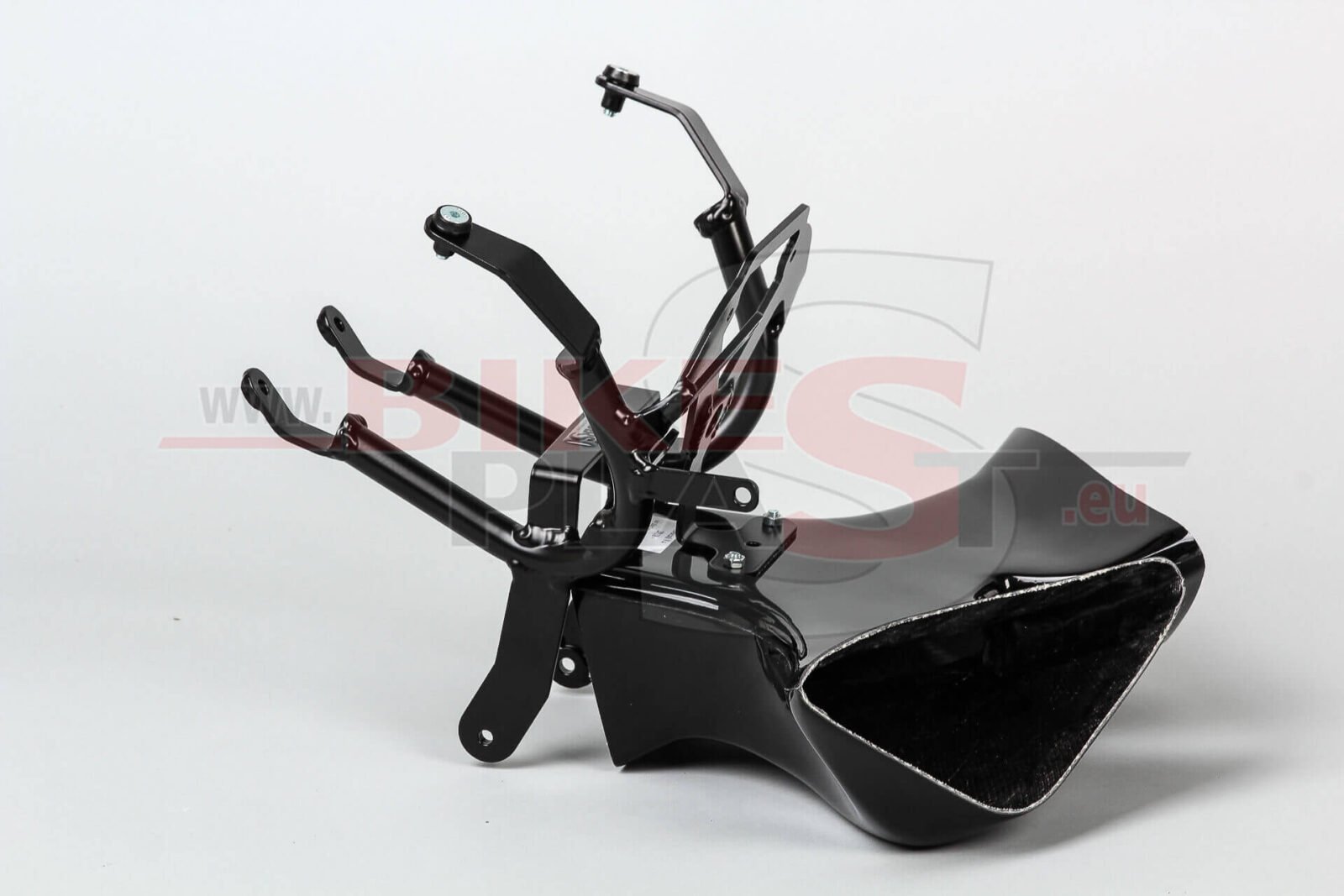 DUCATI-V4-2018-FAIRING-BRACKET-AIR-DUCT-RACING-28.jpg