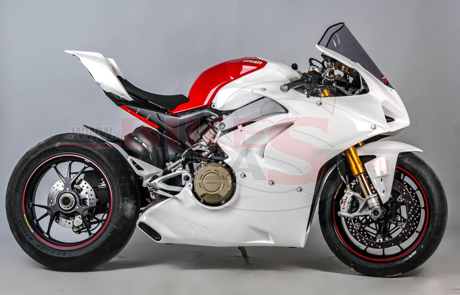 DUCATI-V4-2018-FAIRINGS-BODYWORK-KIT-RACING-14.jpg