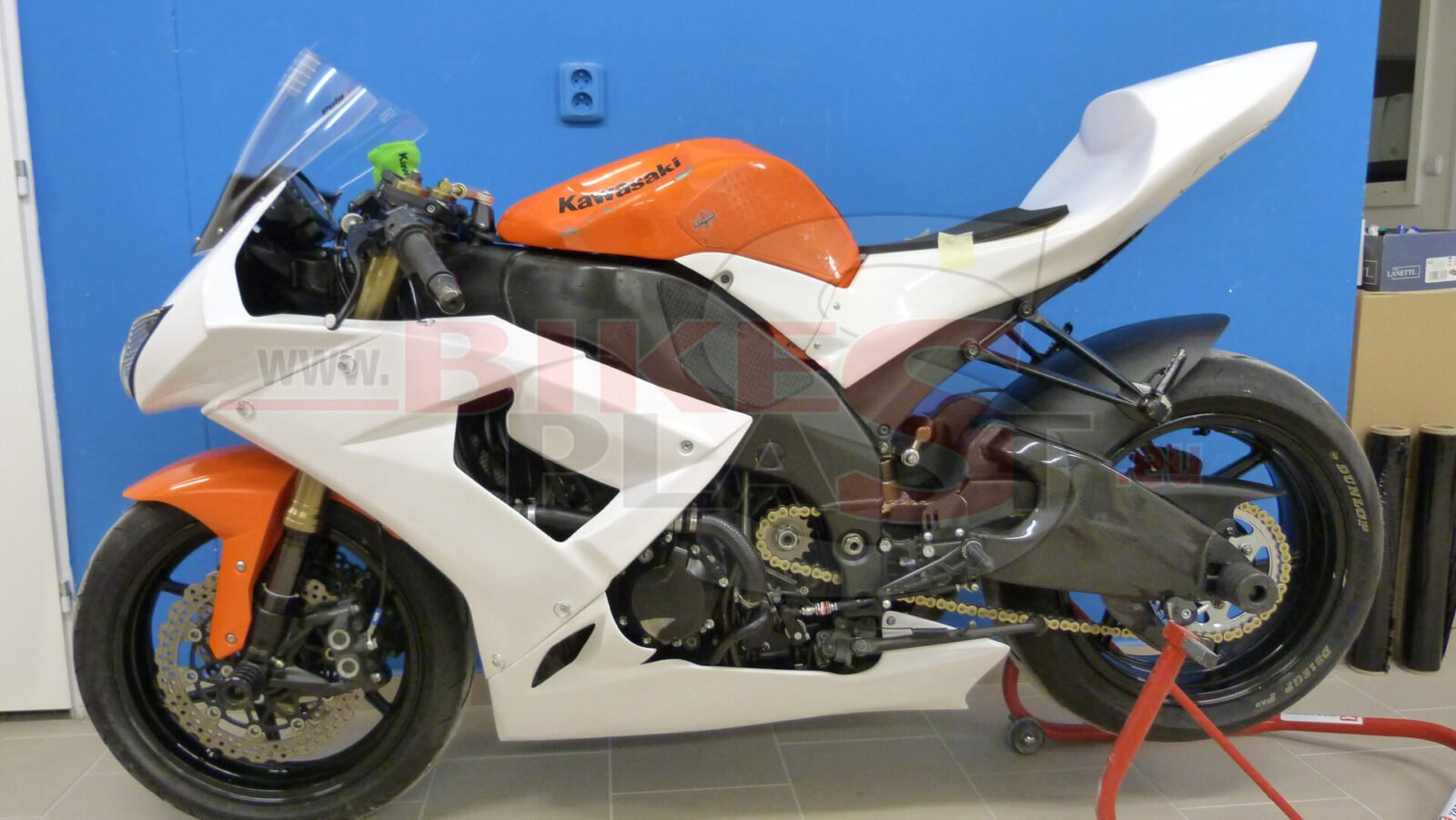 KAWASAKI-ZX10R-2008-2010-FAIRING-KIT-BODYWORK-4.jpg