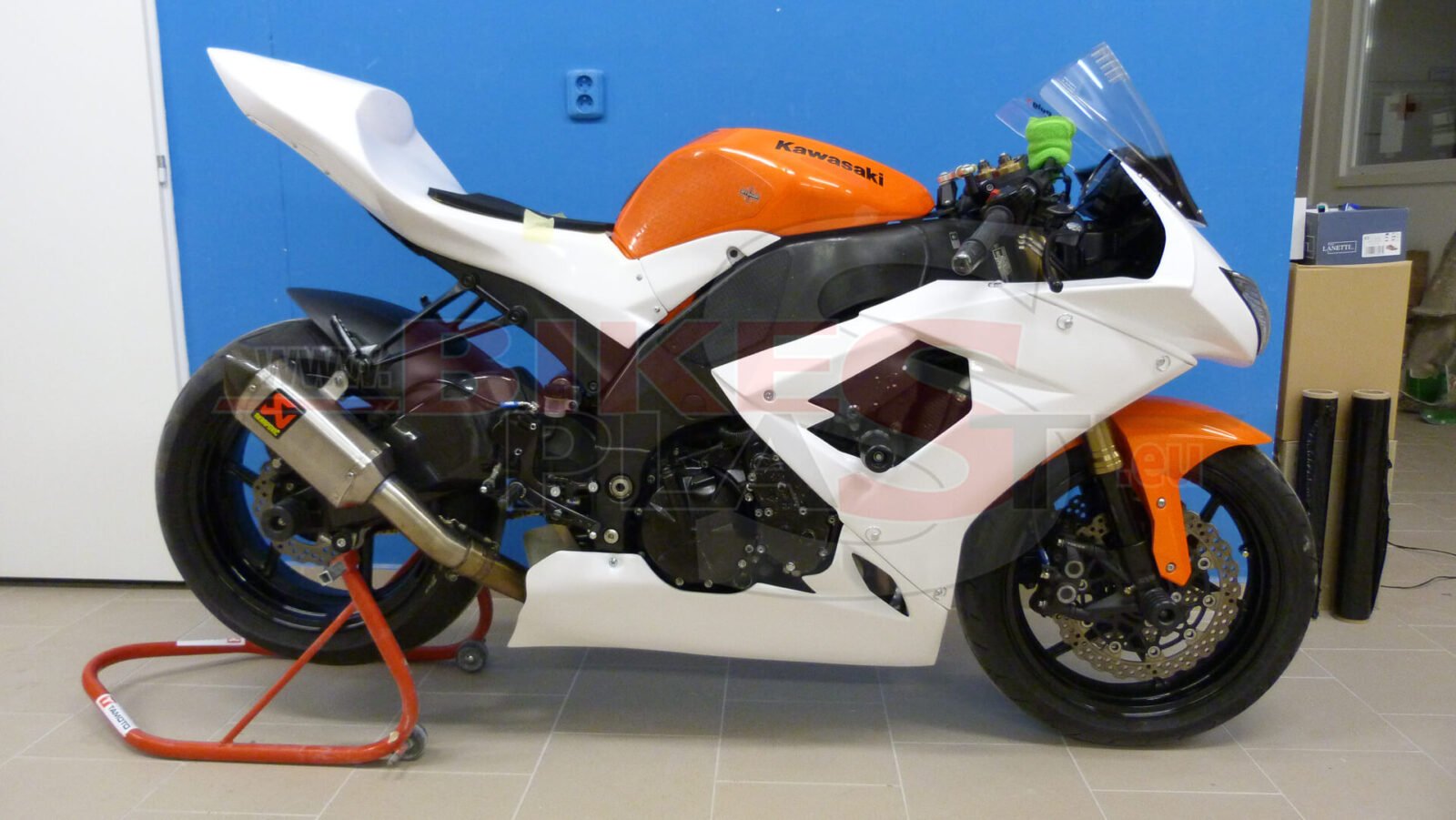 KAWASAKI-ZX10R-2008-2010-FAIRING-KIT-BODYWORK-5.jpg