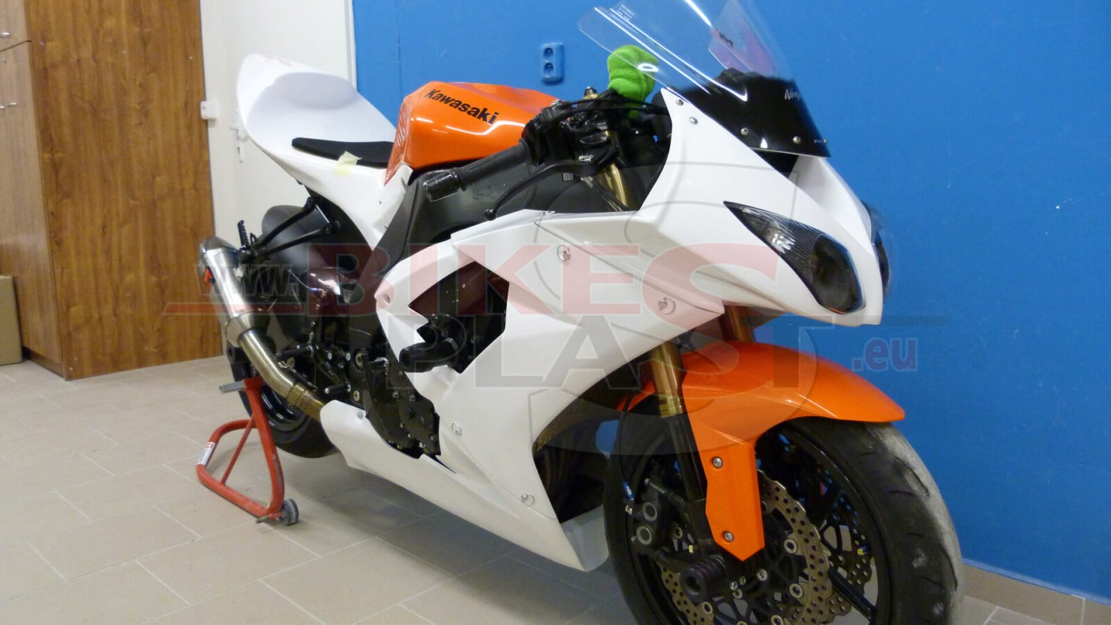 KAWASAKI-ZX10R-2008-2010-FAIRING-KIT-BODYWORK-6.jpg