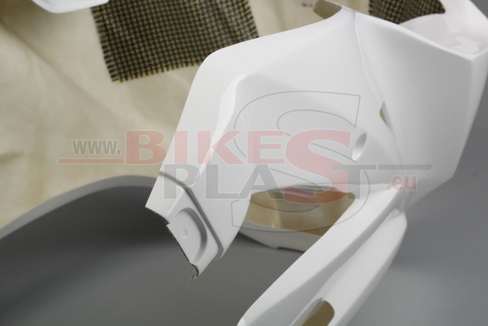 Kawasaki-ZX10R-2011-2015-SET-Bodywork-FAIRINGS-22.jpg