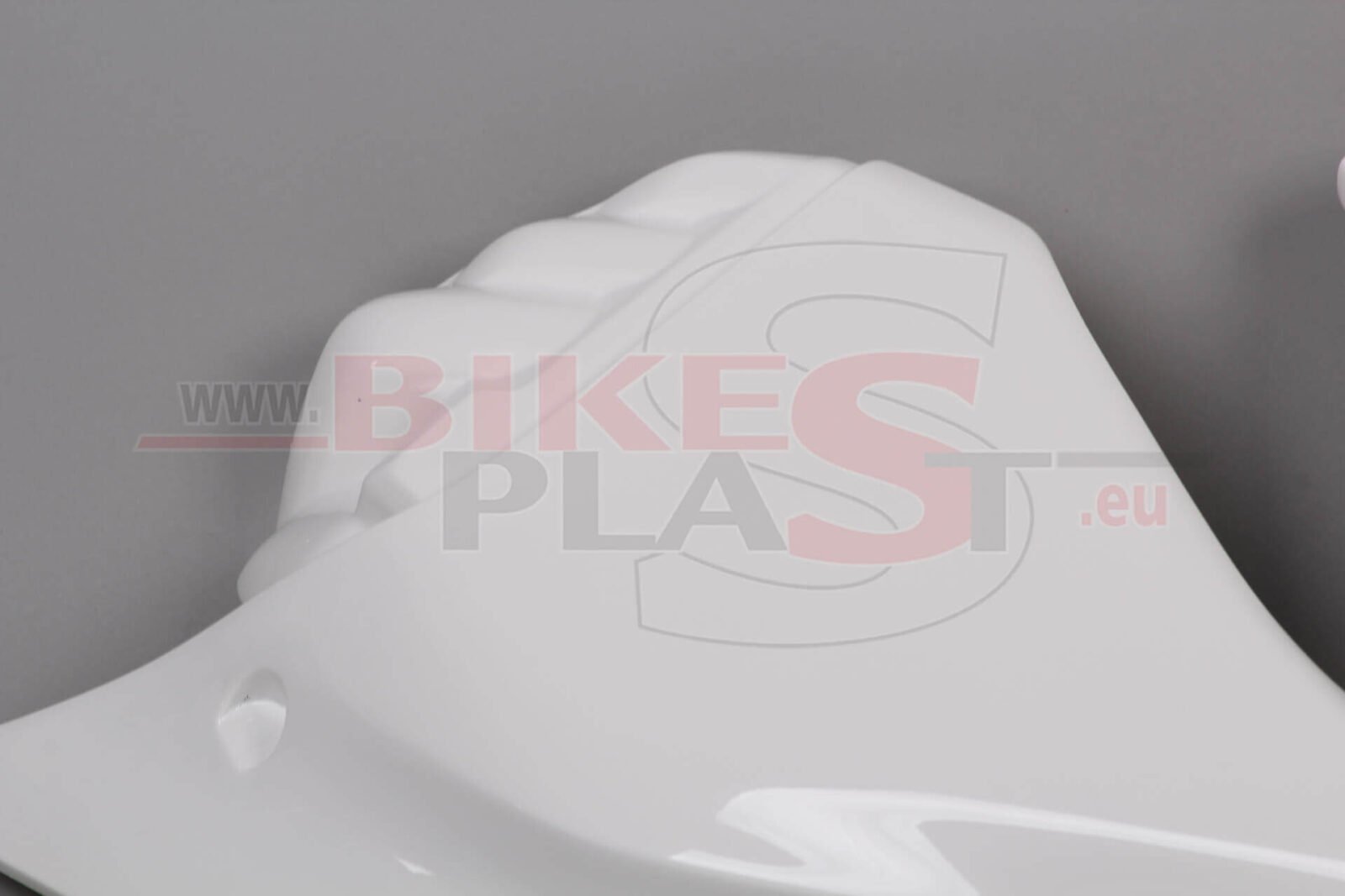 YAMAHA-R1-2020-RACING-FAIRING-BODYWORK-KIT-SET-26.jpg