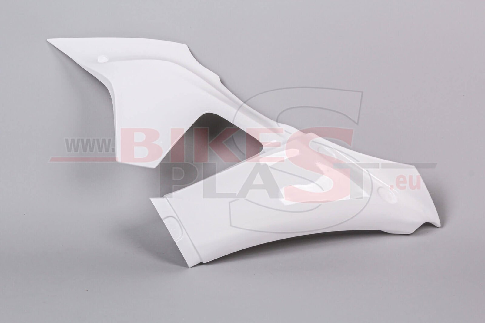 YAMAHA-R1-2020-RACING-FAIRING-BODYWORK-KIT-SET-28.jpg