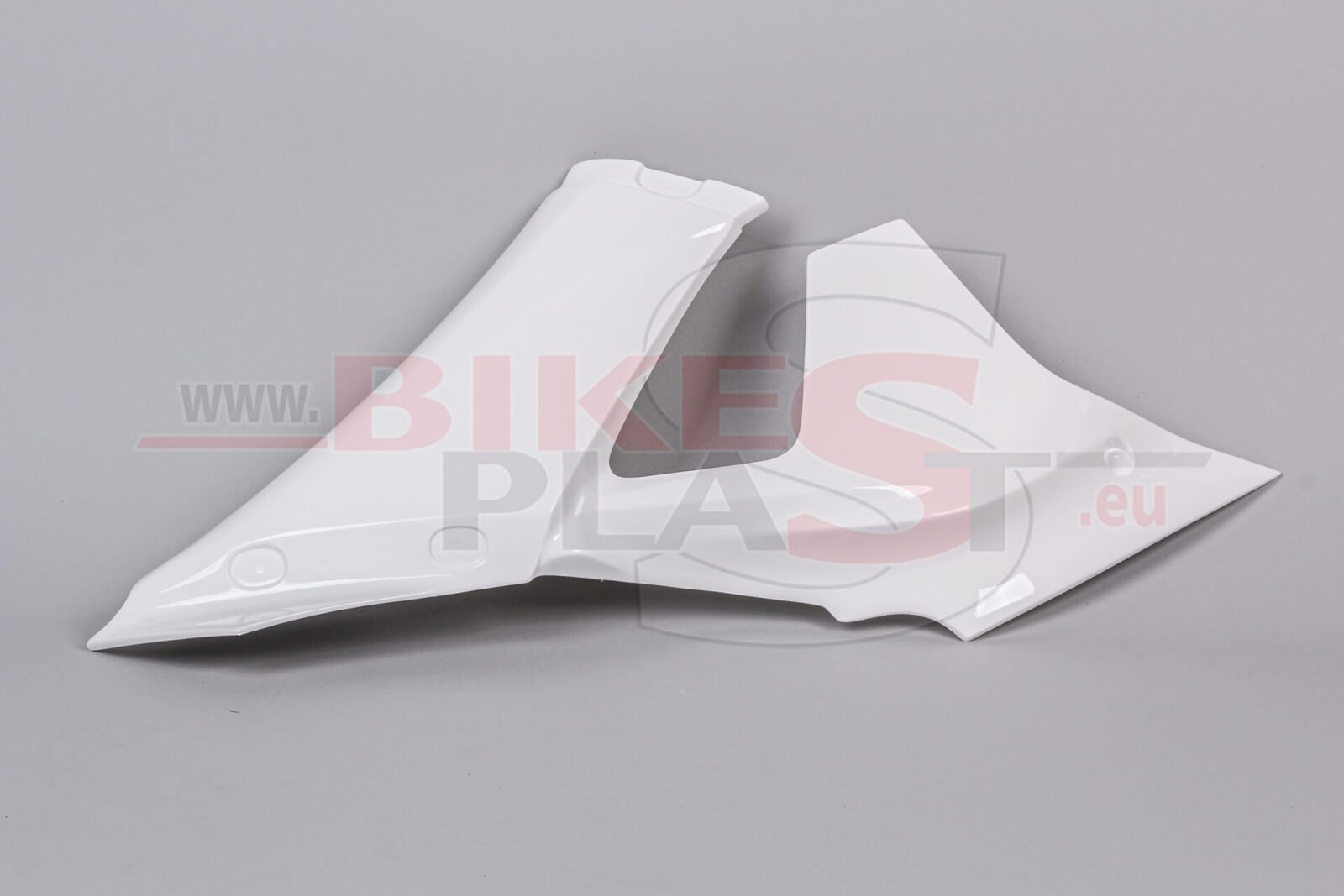 YAMAHA-R1-2020-RACING-FAIRING-BODYWORK-KIT-SET-29.jpg