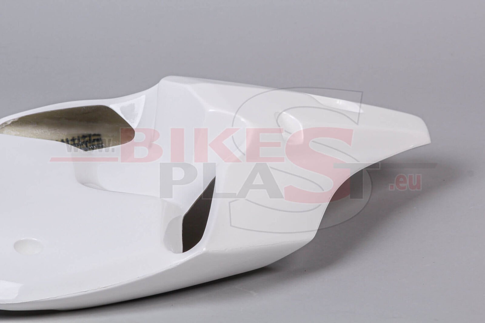 YAMAHA-R1-2020-RACING-FAIRING-BODYWORK-KIT-SET-39.jpg