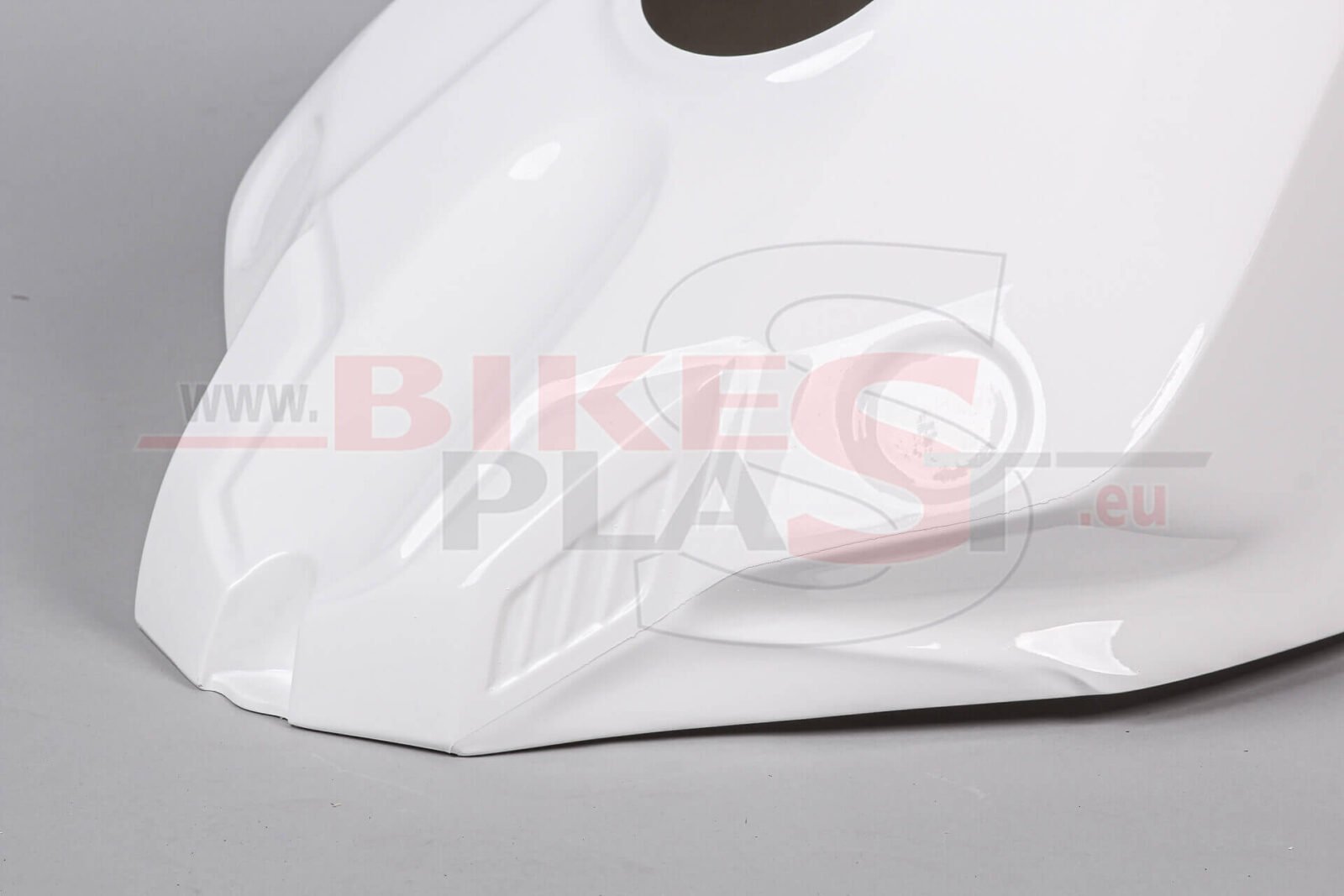 YAMAHA-R1-2020-RACING-FAIRING-BODYWORK-KIT-SET-4.jpg