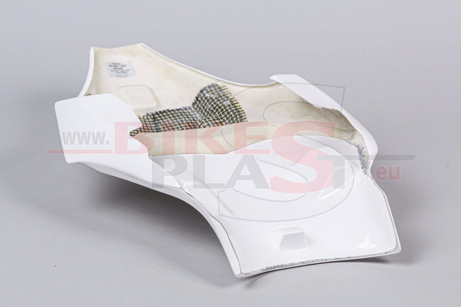 YAMAHA-R1-2020-RACING-FAIRING-BODYWORK-KIT-SET-40.jpg