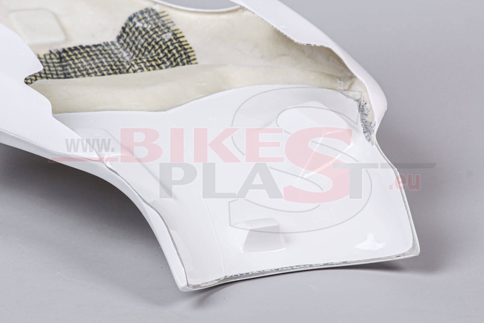 YAMAHA-R1-2020-RACING-FAIRING-BODYWORK-KIT-SET-41.jpg