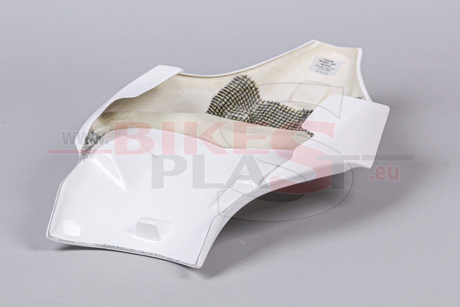 YAMAHA-R1-2020-RACING-FAIRING-BODYWORK-KIT-SET-42.jpg