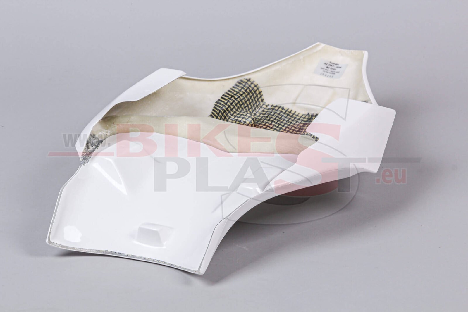 YAMAHA-R1-2020-RACING-FAIRING-BODYWORK-KIT-SET-43.jpg