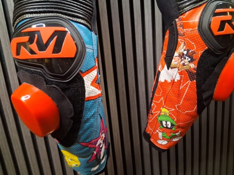 Skreddersydd Racemade skinndress