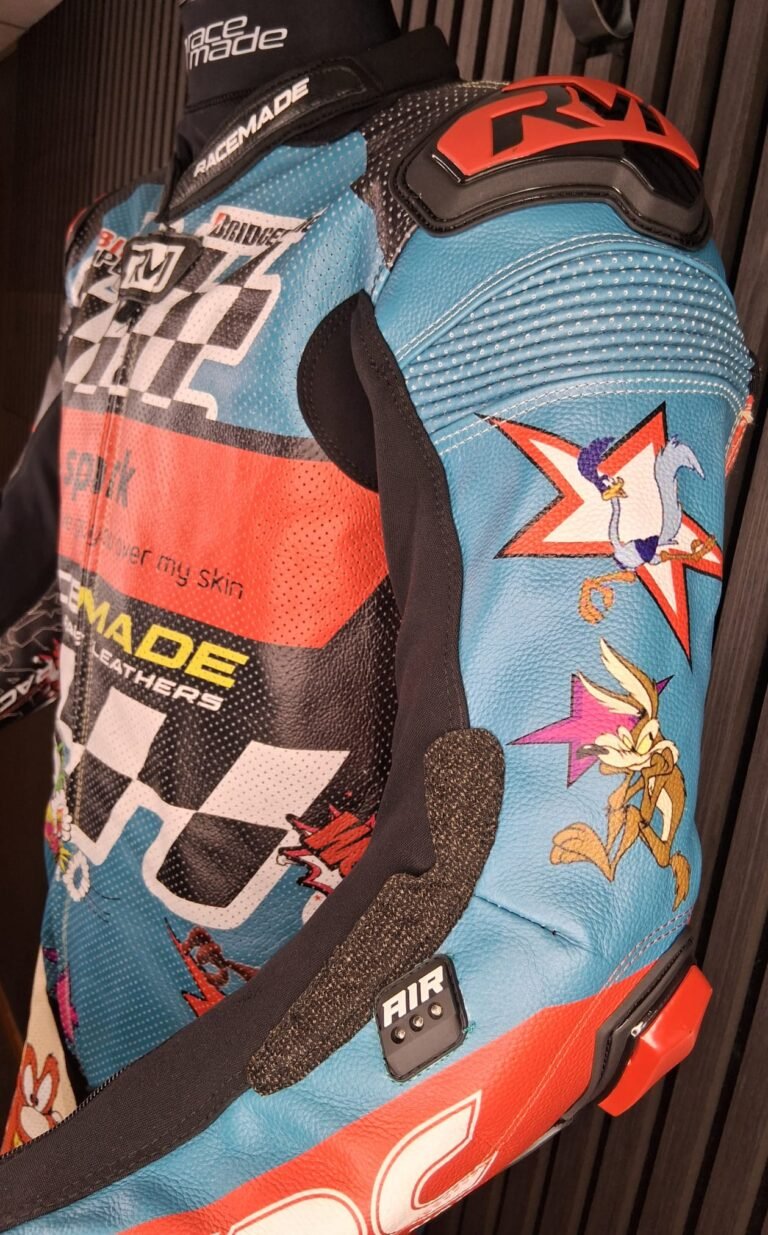 Skreddersydd Racemade skinndress
